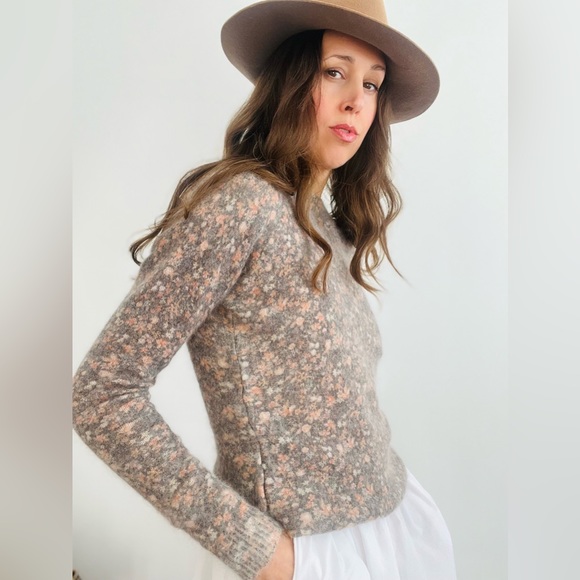 Floral Sweater - Picture 2 of 5